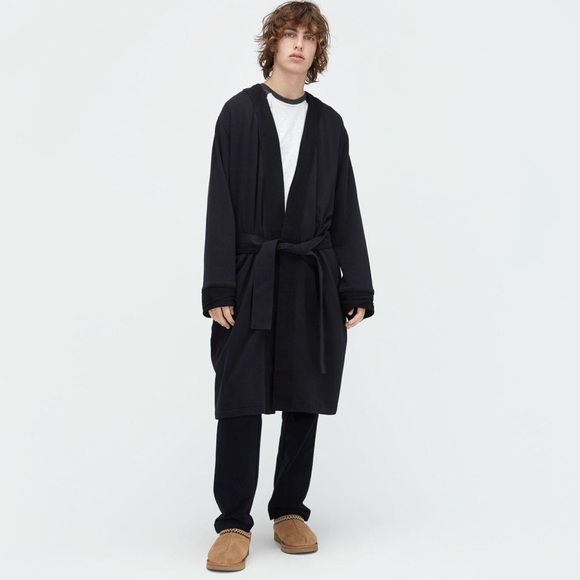 black ugg robe